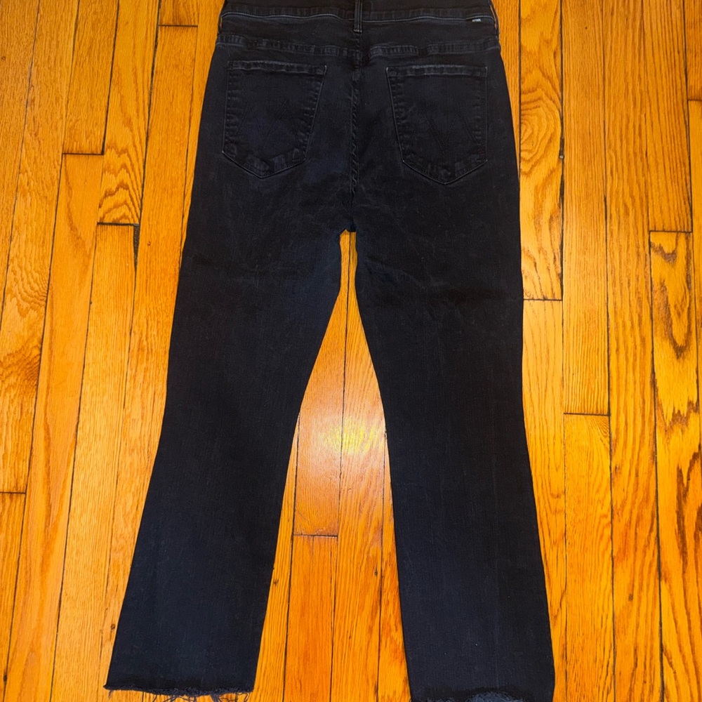 MOTHER The Insider Mid-Rise Crop
Step Fray Jeans - Picture 3 of 6